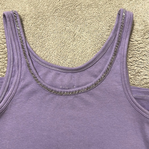 Size S lavender purple tank top with ✨sparkly✨ accents - Picture 1 of 4